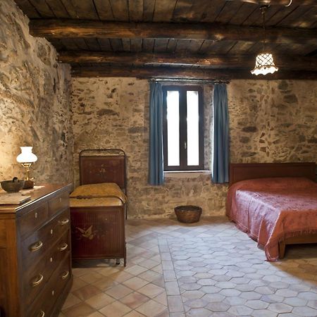 Residenza D'Epoca Borgodifiume Hotel Фиумефредо Бруцио Екстериор снимка
