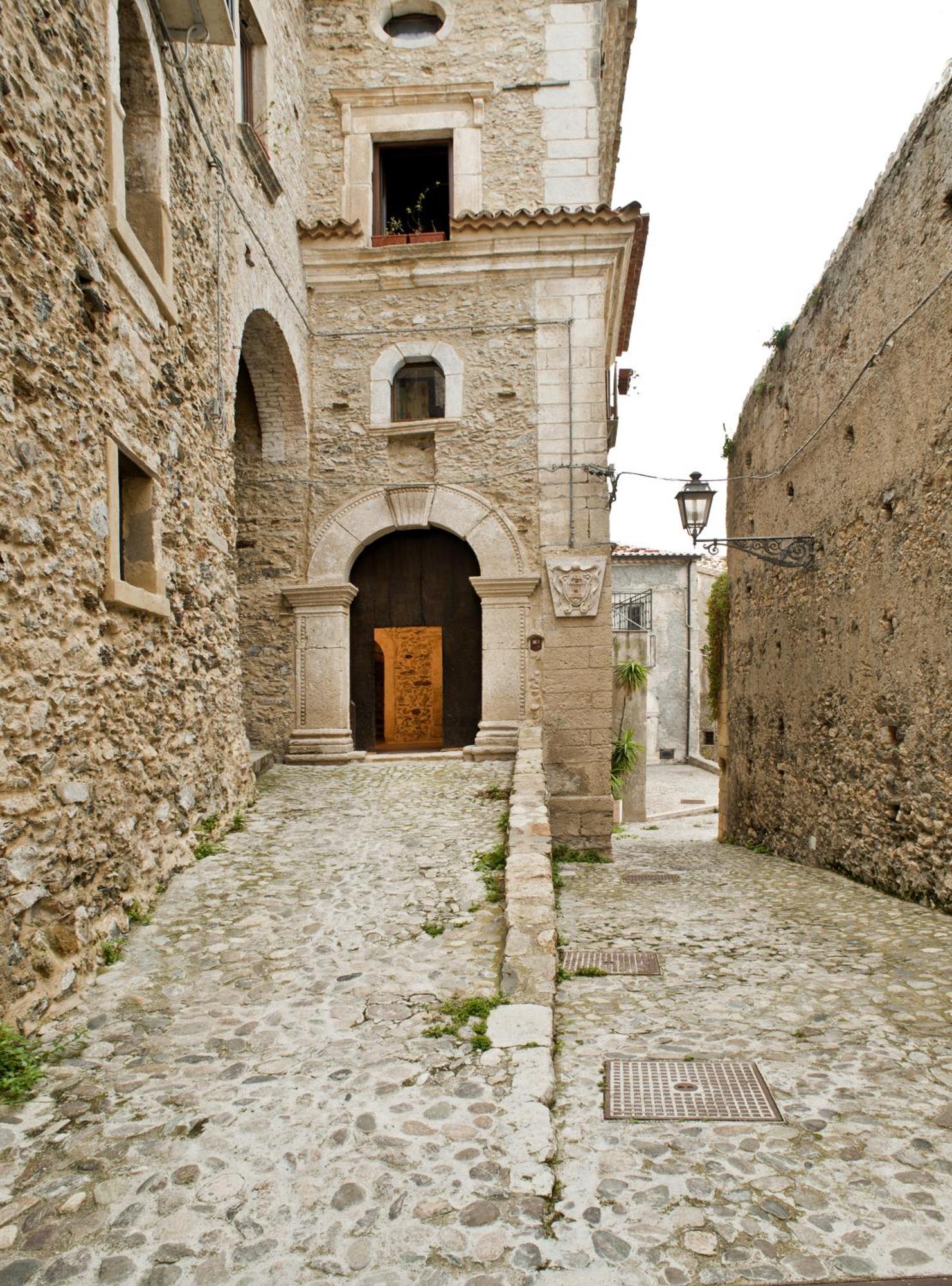 Residenza D'Epoca Borgodifiume Hotel Фиумефредо Бруцио Екстериор снимка