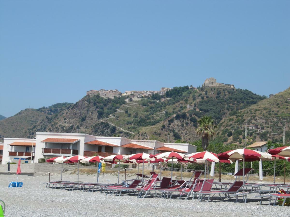Residenza D'Epoca Borgodifiume Hotel Фиумефредо Бруцио Екстериор снимка