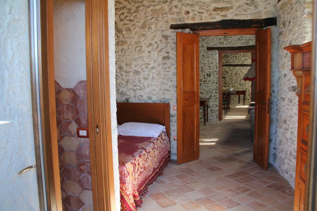 Residenza D'Epoca Borgodifiume Hotel Фиумефредо Бруцио Екстериор снимка
